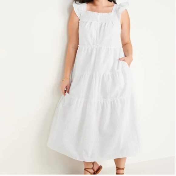 OLD Navy White Smocked Women's Dress - Picture 2 of 9